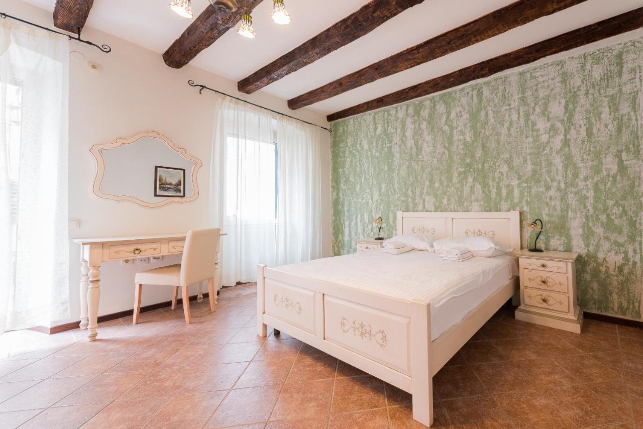 Apartments Leo Kotor Bagian luar foto