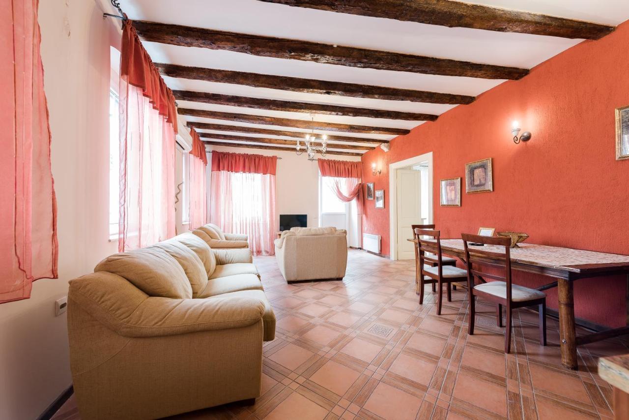 Apartments Leo Kotor Bagian luar foto