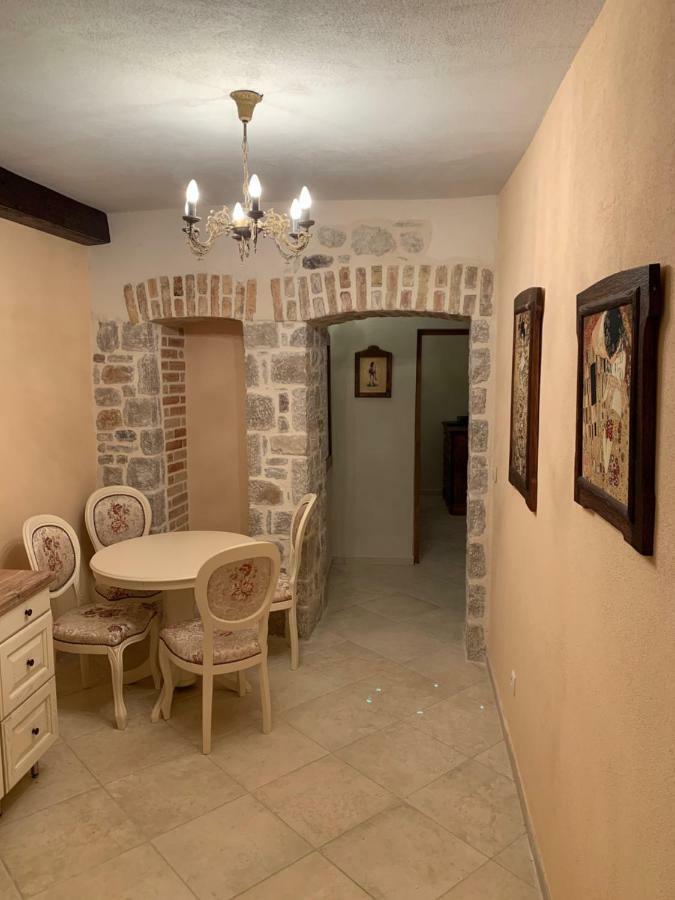 Apartments Leo Kotor Bagian luar foto